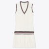 Abito da tennis con scollo a V in jersey tecnico
