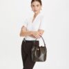 Borsa a secchiello in tela rivestita con T Monogram Borsa a secchiello in tela rivestita con T Monogram