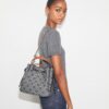 Borsa a secchiello Romy con T Monogram Borsa a secchiello Romy con T Monogram