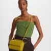 Borsa a tracolla convertibile piccola con pieghe in vernice Fleming