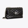Borsa a tracolla convertibile piccola Kira Chevron Textured Borsa a tracolla convertibile piccola Kira Chevron Textured
