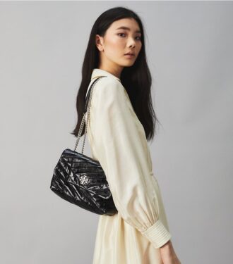 Borsa a tracolla convertibile piccola Kira Chevron Textured