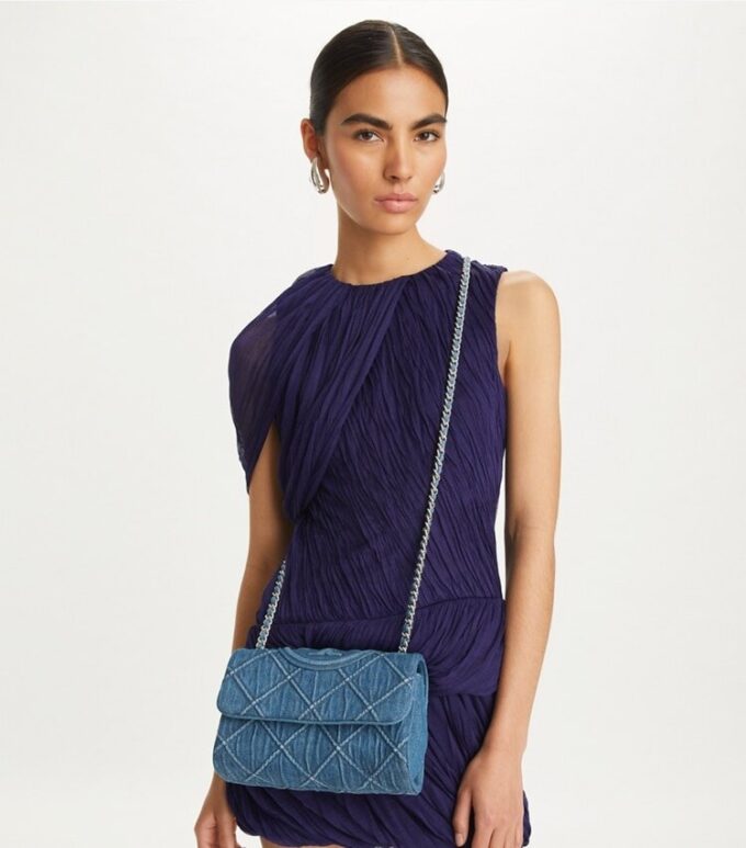 Borsa a tracolla convertibile Small Fleming in morbido denim Borsa a tracolla convertibile Small Fleming in morbido denim