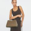 Borsa a tracolla Eleanor Pebbled