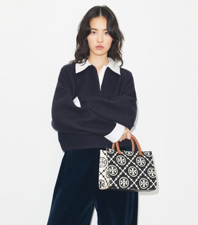 Borsa tote con manici superiori in pelle goffrata a contrasto T Monogram T