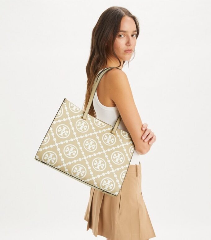Borsa tote con monogramma T in rilievo a contrasto Borsa tote con monogramma T in rilievo a contrasto