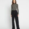 Camicia con collo alto in jersey stampato Camicia con collo alto in jersey stampato