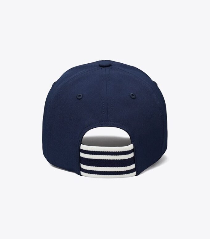 Cappellino elasticizzato con logo Cappellino elasticizzato con logo