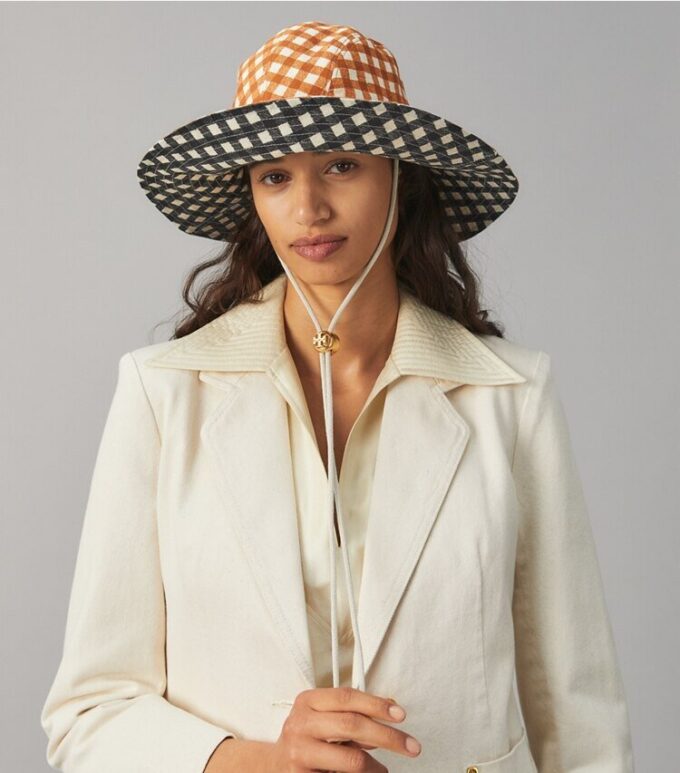 Cappello a secchiello reversibile in cotone a quadretti Cappello a secchiello reversibile in cotone a quadretti