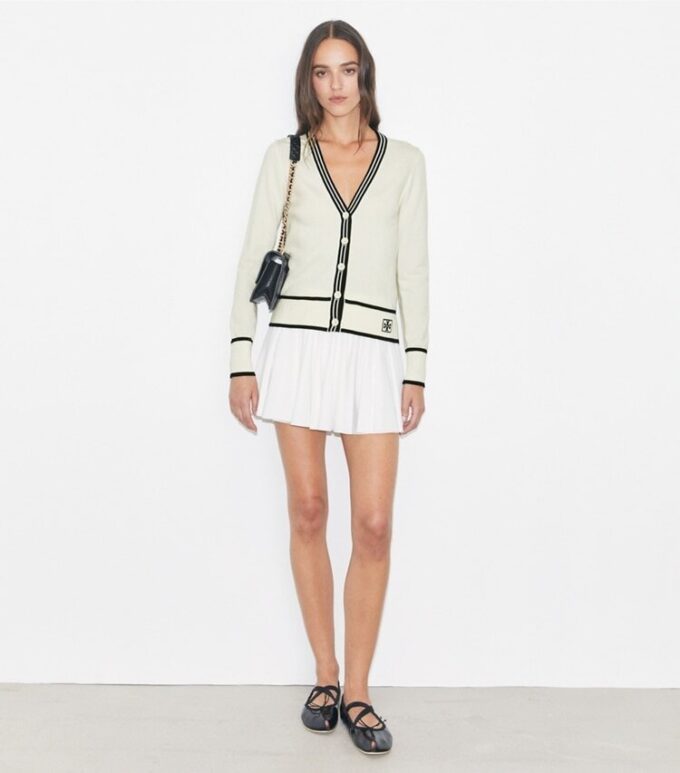 Cardigan corto in lana a coste
