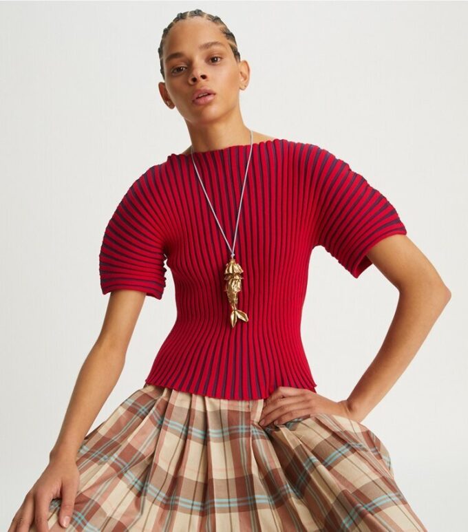 Collana con pendente a forma di pesce