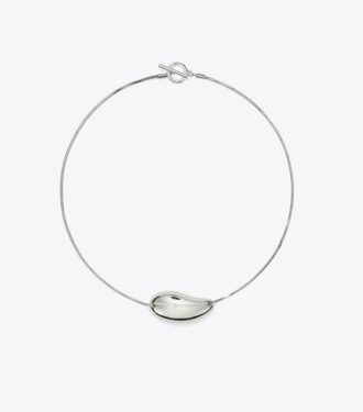 Collana con pendente traforato