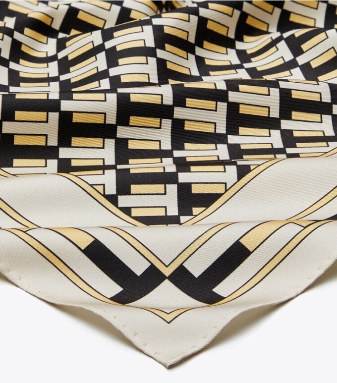 Due per T Foulard