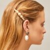 Fermaglio per capelli con logo e perle Fermaglio per capelli con logo e perle