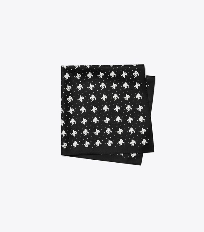 Foulard con fiocchi Foulard con fiocchi