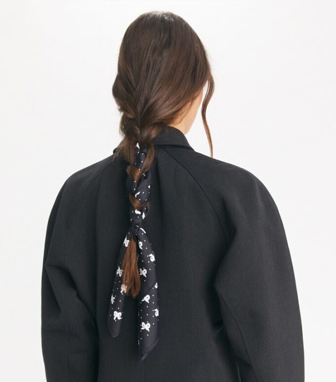 Foulard con fiocchi Foulard con fiocchi