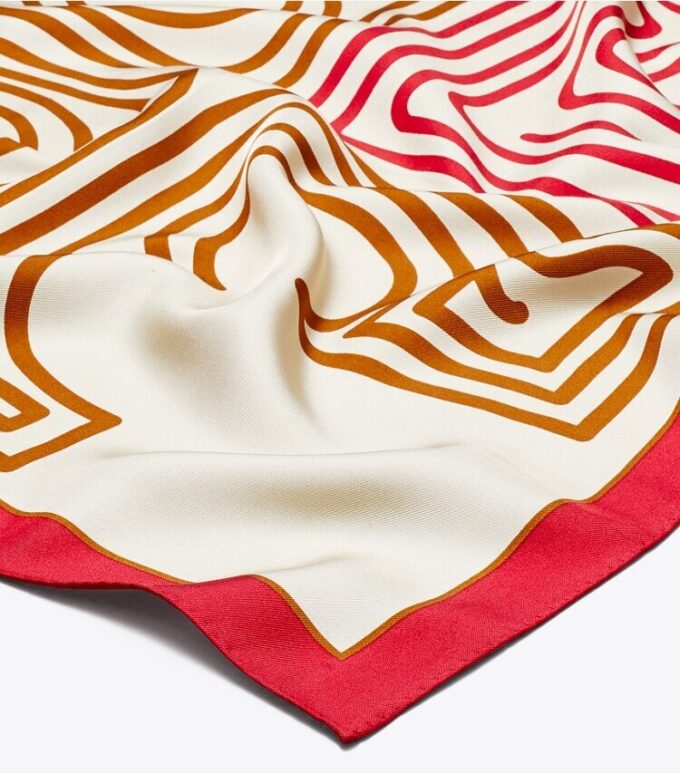 Foulard con logo a cuore Foulard con logo a cuore