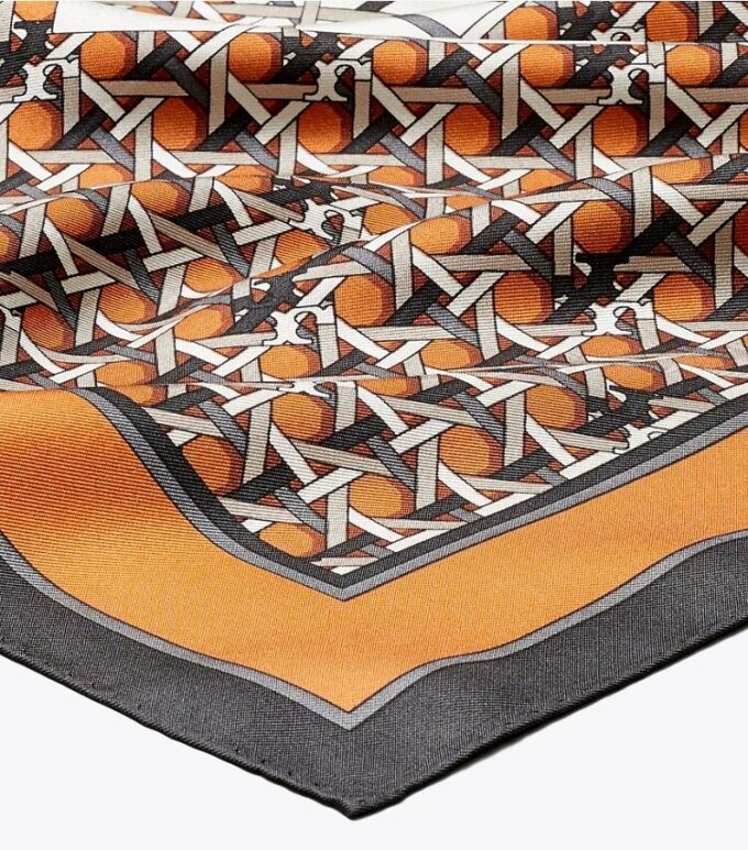 Foulard in seta con logo Basket-Weave Foulard in seta con logo Basket-Weave
