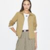 Giacca da golf in nylon ricamata Giacca da golf in nylon ricamata