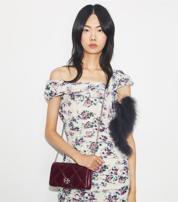 Kira Diamond Quilt Distressed Crossbody