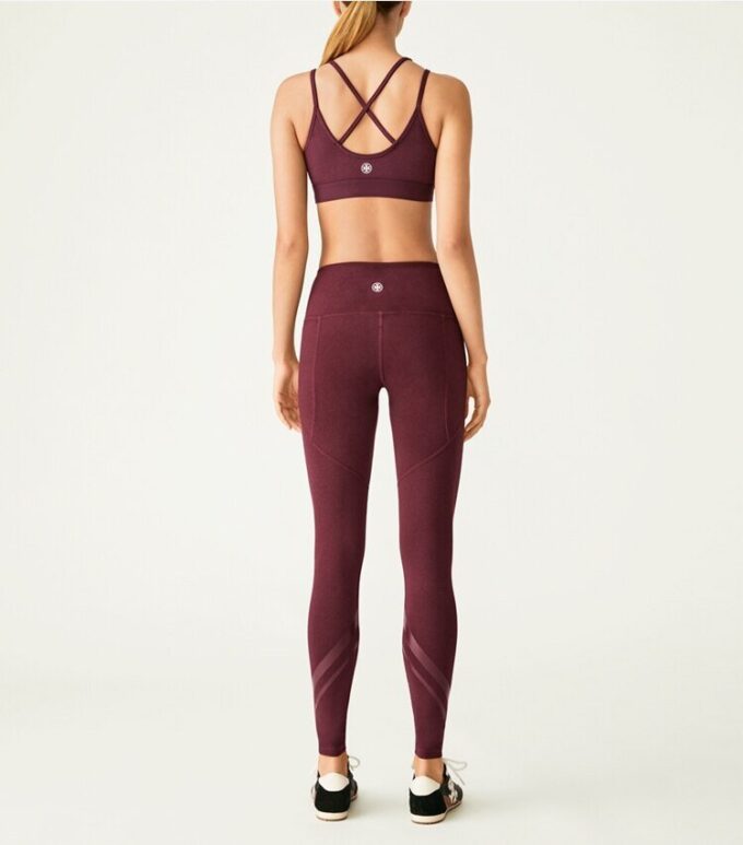 Leggings a vita alta con tasche laterali e motivo chevron in tessuto melange Leggings a vita alta con tasche laterali e motivo chevron in tessuto melange