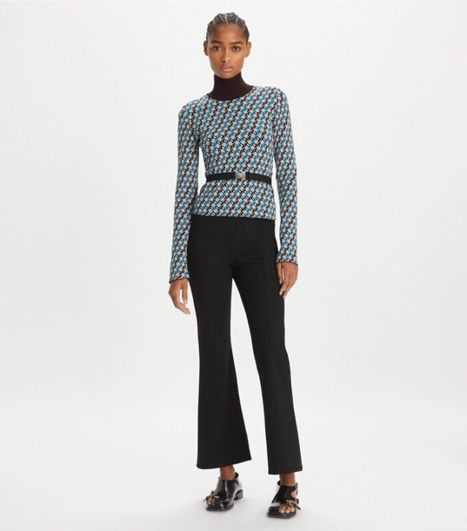 Maglia a collo alto jacquard Maglia a collo alto jacquard