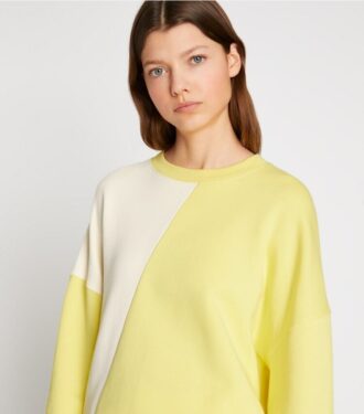 Maglia girocollo in felpa francese con blocchi di colore diagonali Maglia girocollo in felpa francese con blocchi di colore diagonali