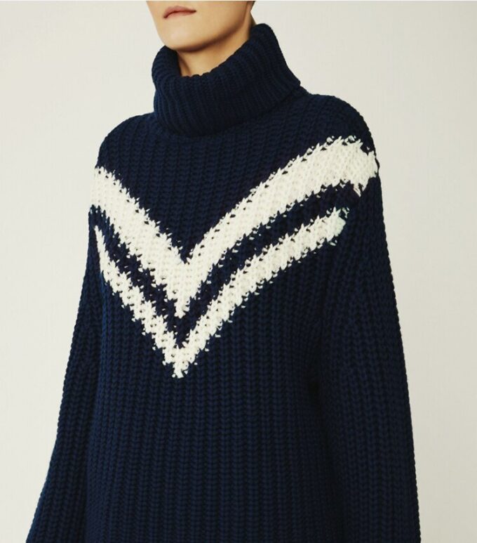 Maglione a collo alto in lana merino con motivo a zig zag Maglione a collo alto in lana merino con motivo a zig zag