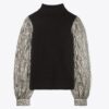 Maglione con maniche in lamé a righe increspate
