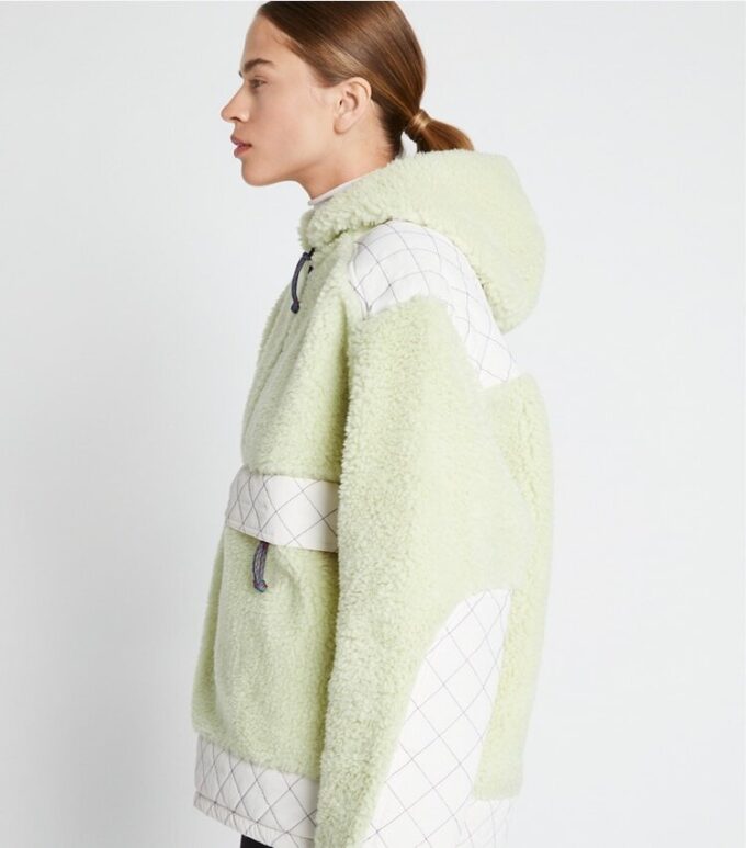Maglione oversize con cappuccio in pile Maglione oversize con cappuccio in pile