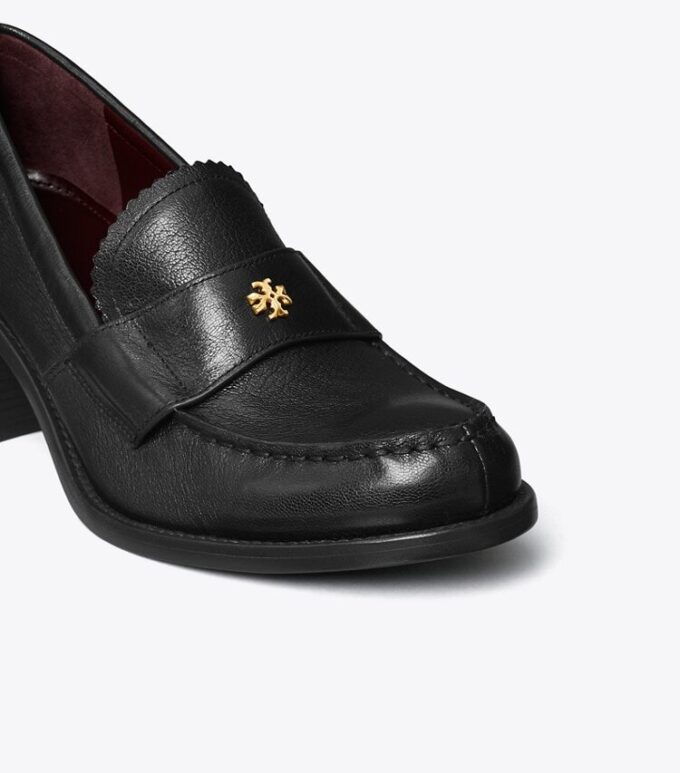 Mocassino classico con tacco Mocassino classico con tacco