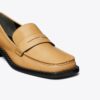 Mocassino con punta quadrata Mocassino con punta quadrata
