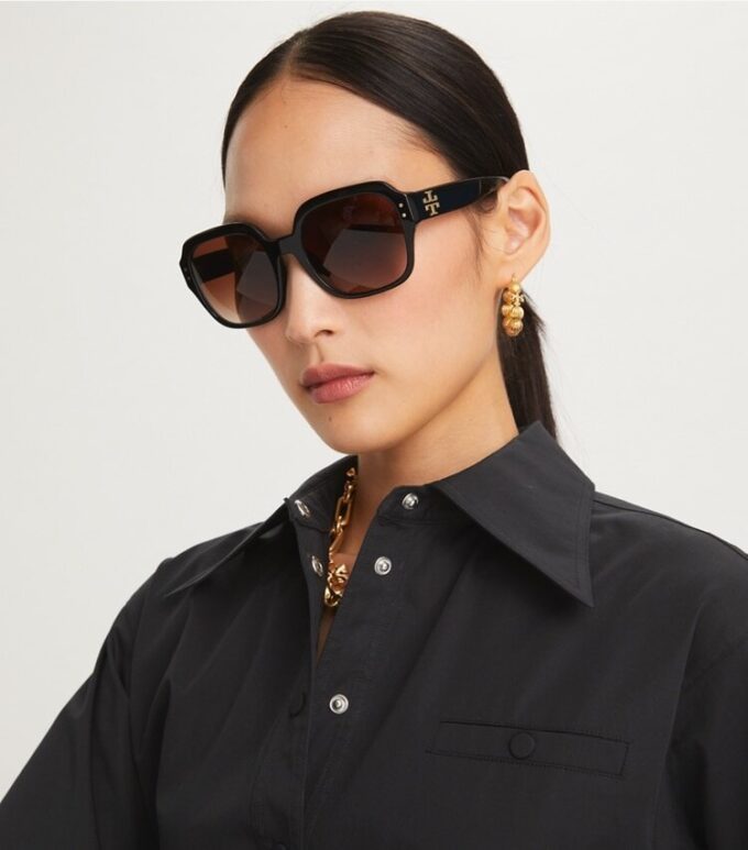 Occhiali da sole oversize con logo quadrato