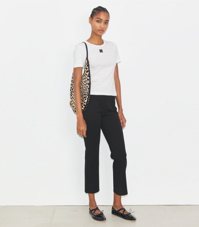 Pantaloni compressivi svasati e cropped Pantaloni compressivi svasati e cropped