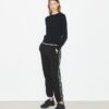 Pantaloni della tuta in French Terry ricamati Pantaloni della tuta in French Terry ricamati