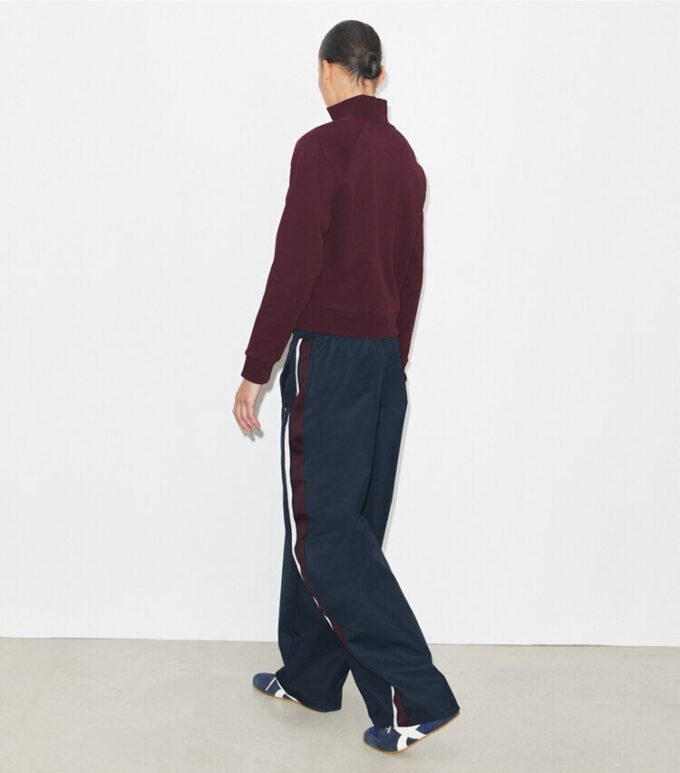 Pantaloni sportivi in nylon a gamba larga Pantaloni sportivi in nylon a gamba larga
