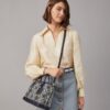 Perry T Monogram Borsa tote piccola a tre scomparti Perry T Monogram Borsa tote piccola a tre scomparti