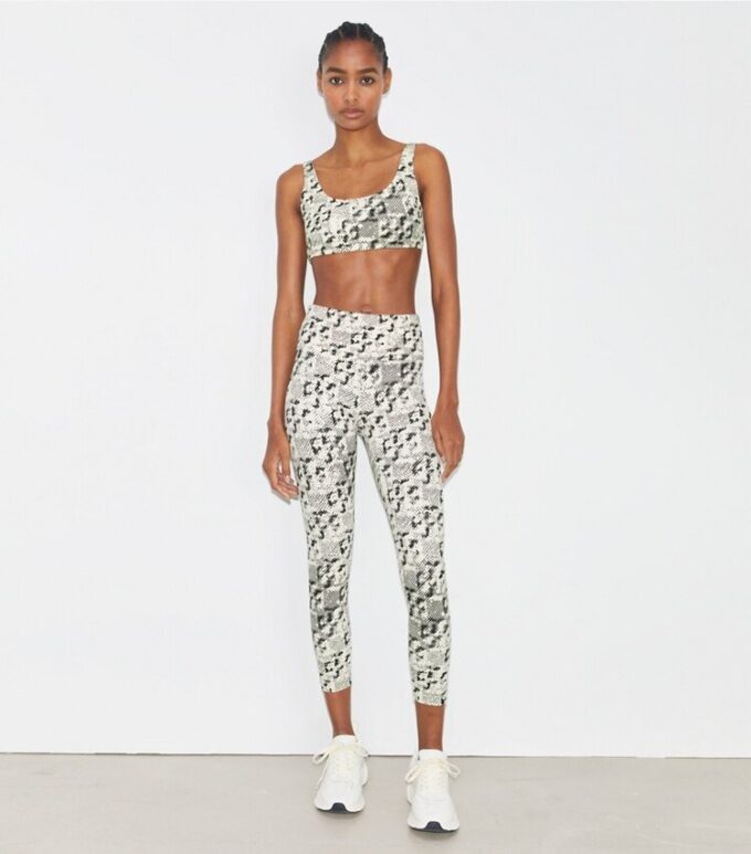 Reggiseno con scollo posteriore Reggiseno con scollo posteriore