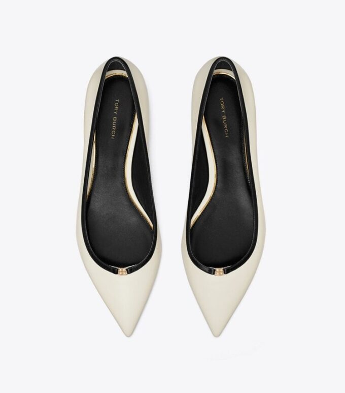 Scarpe basse con fibbia Double T Scarpe basse con fibbia Double T