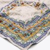 Sciarpa quadrata oversize ricamata con piatti in ceramica Sciarpa quadrata oversize ricamata con piatti in ceramica