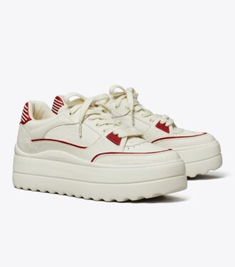 Sneaker Stage