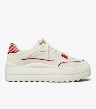 Sneaker Stage