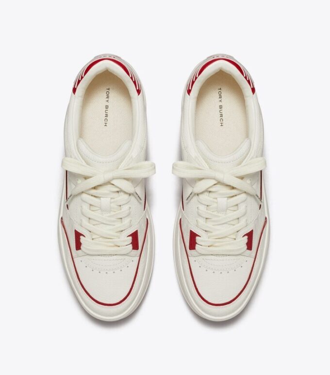 Sneaker Stage Sneaker Stage