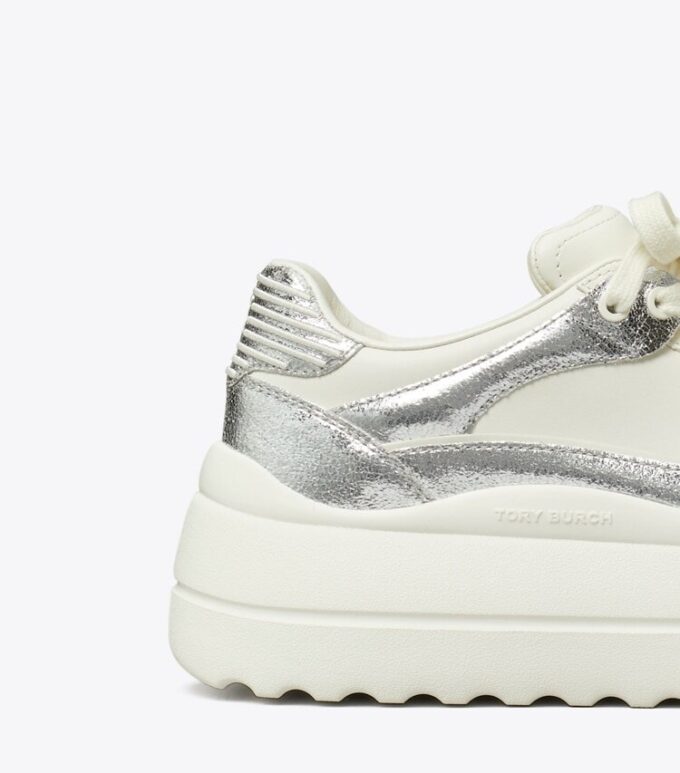 Sneaker Stage Sneaker Stage