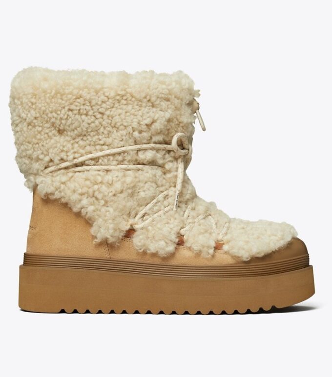Stivali stringati in shearling morbido