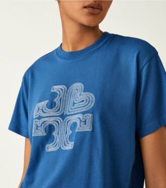 T-shirt con logo cuore ricamato T-shirt con logo cuore ricamato