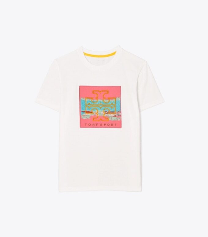 T-shirt con patch con logo grafico T-shirt con patch con logo grafico
