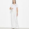 T-shirt con patch logo T-shirt con patch logo