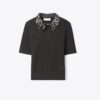 Top a maniche corte con collo decorato
