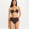 Top bikini a fascia con scollo all’americana Top bikini a fascia con scollo all’americana